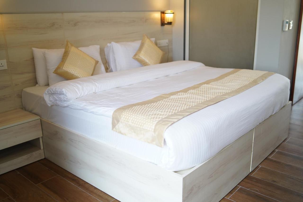 Aar Resort & Spa Jhājra Kültér fotó